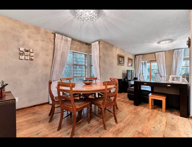 2 BEDROOM HOUSE FOR SALE IN BENMORE GARDENS